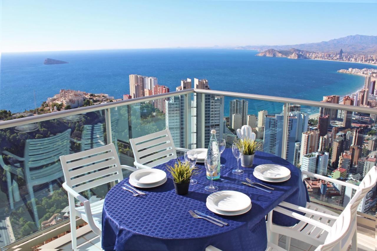 High Rise Apartment On The 39Th Floor With Private Terrace And Sea Views Benidorm Exteriör bild