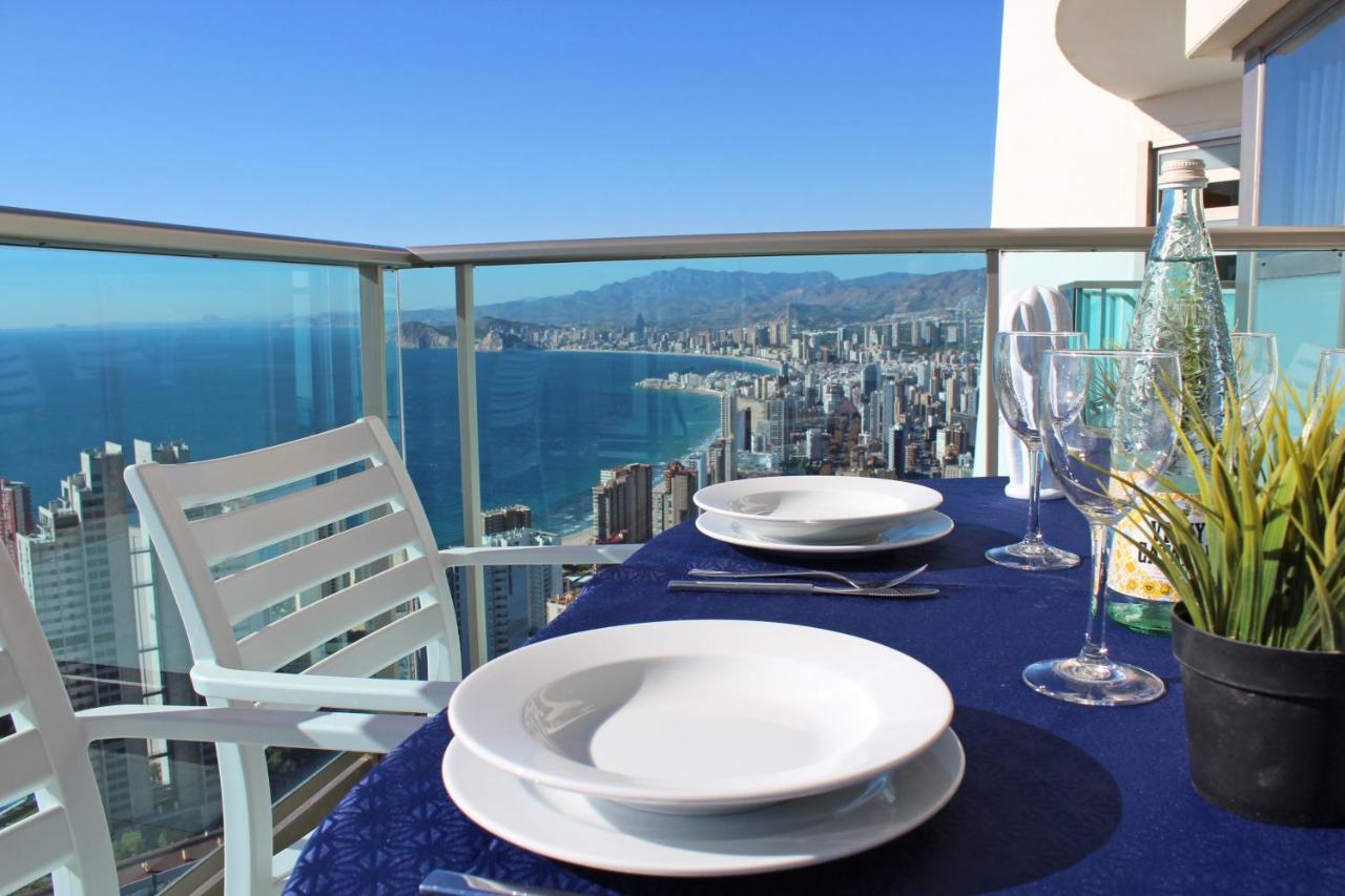 High Rise Apartment On The 39Th Floor With Private Terrace And Sea Views Benidorm Exteriör bild