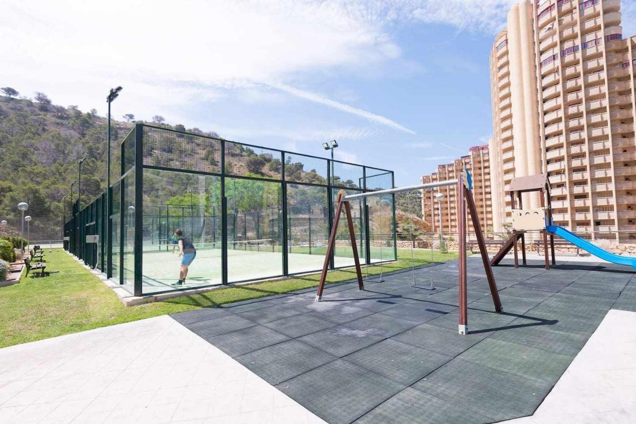 High Rise Apartment On The 39Th Floor With Private Terrace And Sea Views Benidorm Exteriör bild