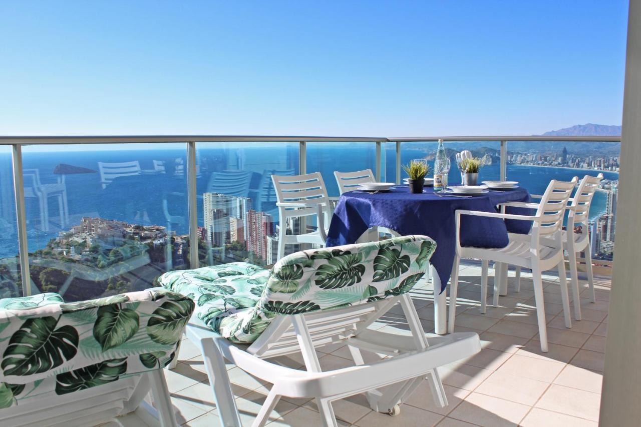 High Rise Apartment On The 39Th Floor With Private Terrace And Sea Views Benidorm Exteriör bild