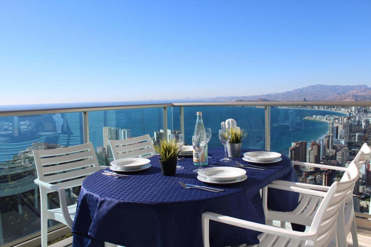 High Rise Apartment On The 39Th Floor With Private Terrace And Sea Views Benidorm Exteriör bild