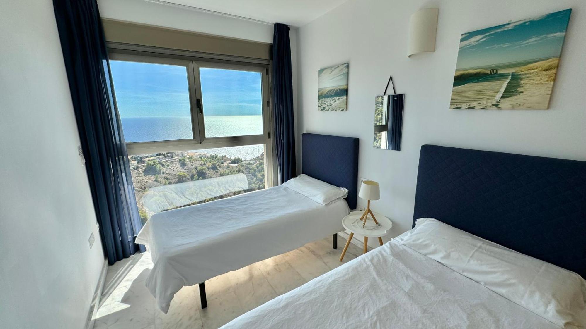High Rise Apartment On The 39Th Floor With Private Terrace And Sea Views Benidorm Exteriör bild